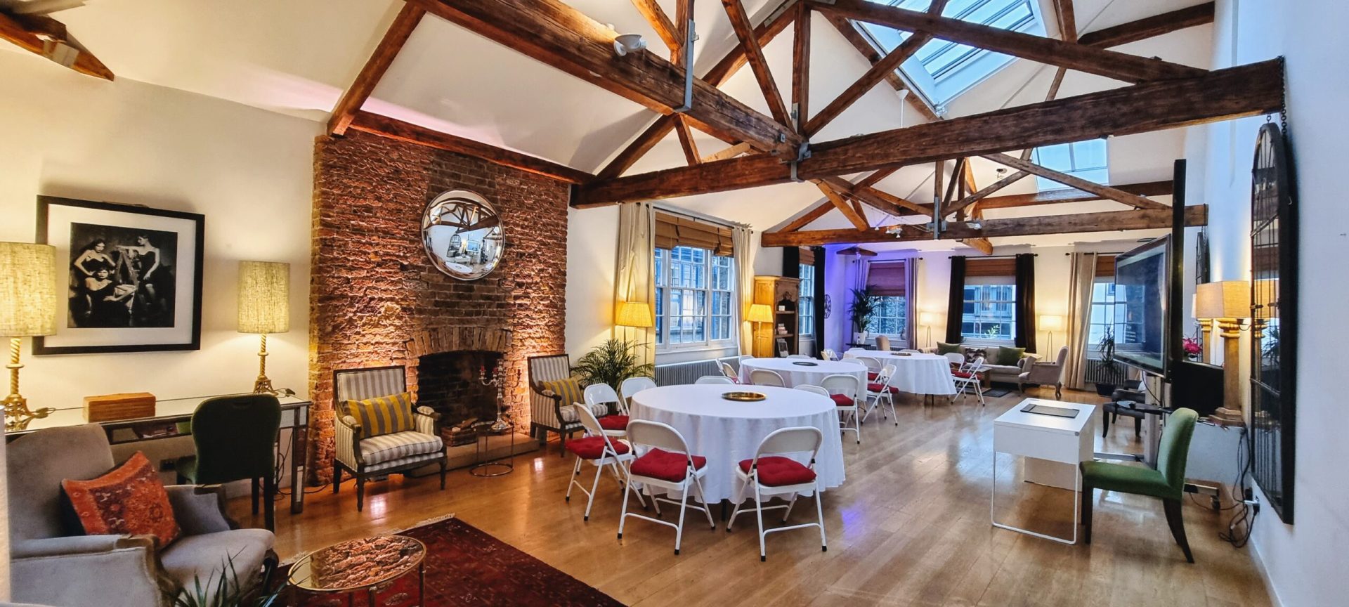 رنگ در سبک اینداستریال