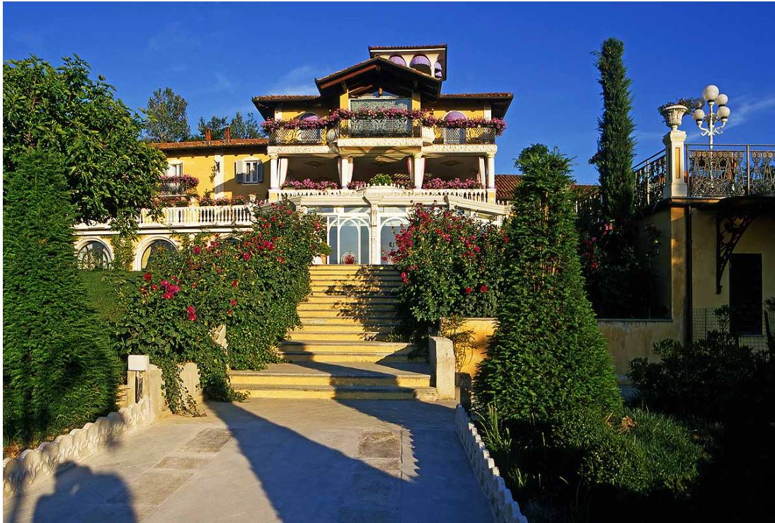 رنگ در سبک مدیترانه‌ای