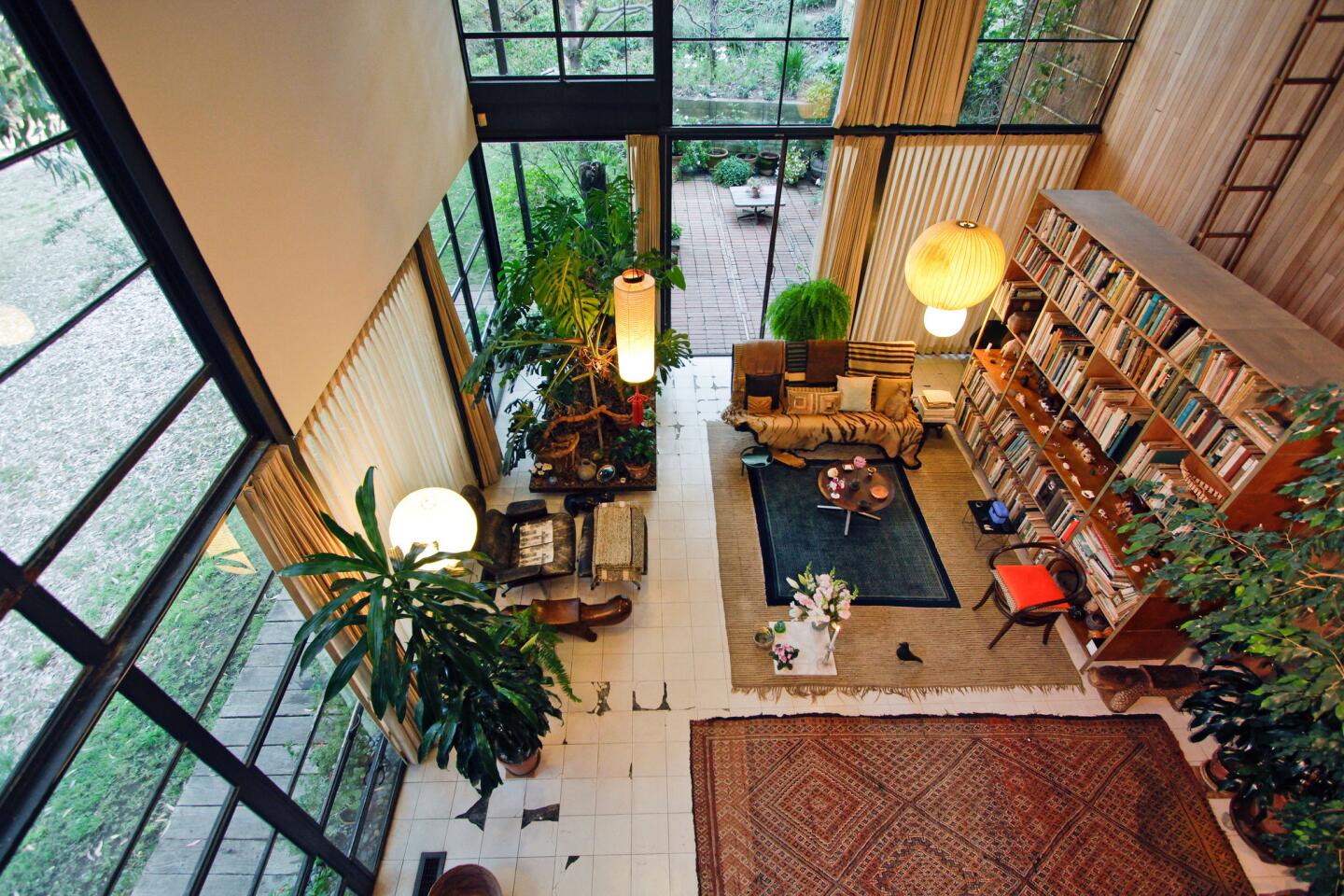 رنگ در سبک مدرن میانه‌سده‌ای